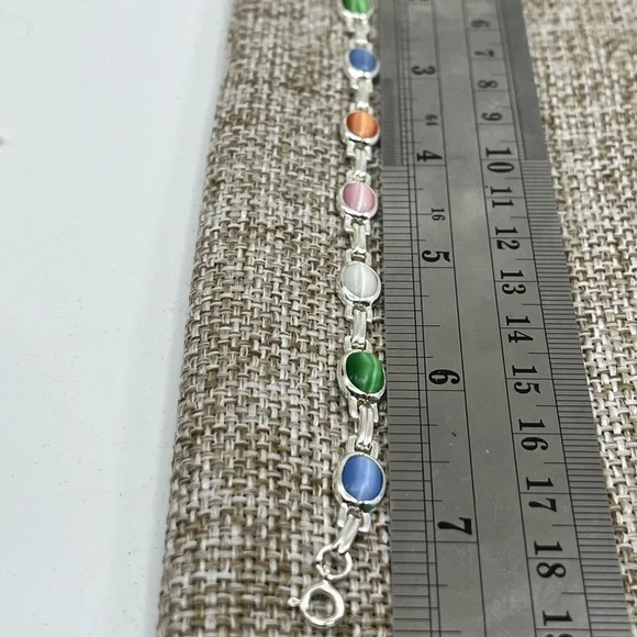 Stunning Vintage Sterling Silver Chainlink Bracelet with Multicolored Cabochons - Picture 15 of 16